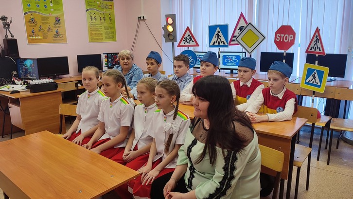 С днём Рождения ЮИД!
